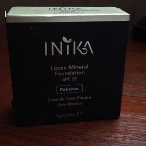 Inika Organics Patience Loose Mineral Foundation